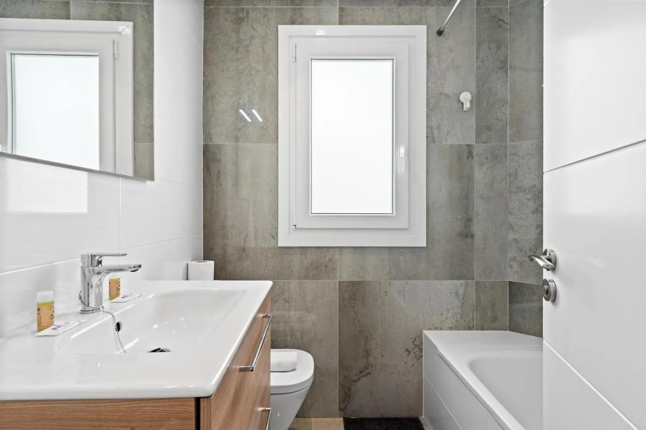 Private Terrace Apartment In Fuengirola By Costarentals - Ref 223